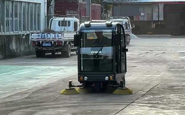 电动扫地车 电动扫地车